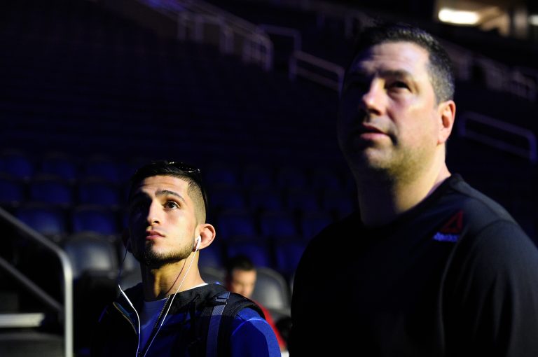 découvrez l'hommage à duke roufus, légende du mma et du kickboxing, et retour sur sa disparition qui a marqué le monde des arts martiaux.