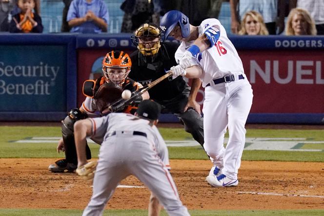 un homme d'affaires exprime une critique sur le boycott du baseball aux jeux olympiques, analysant les implications économiques et sportives.